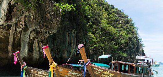 Naka Island vs Khai Islands