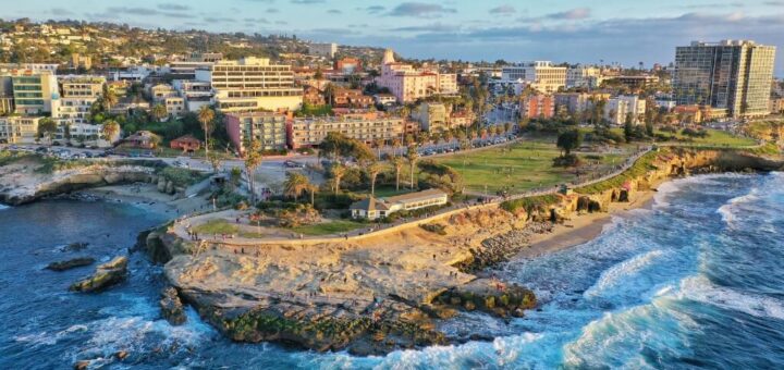 best places to travel in march in usa